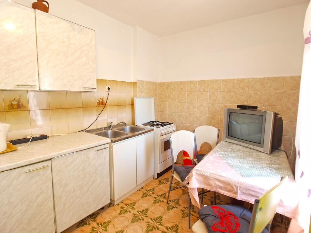 Ivanka 378 Apartment